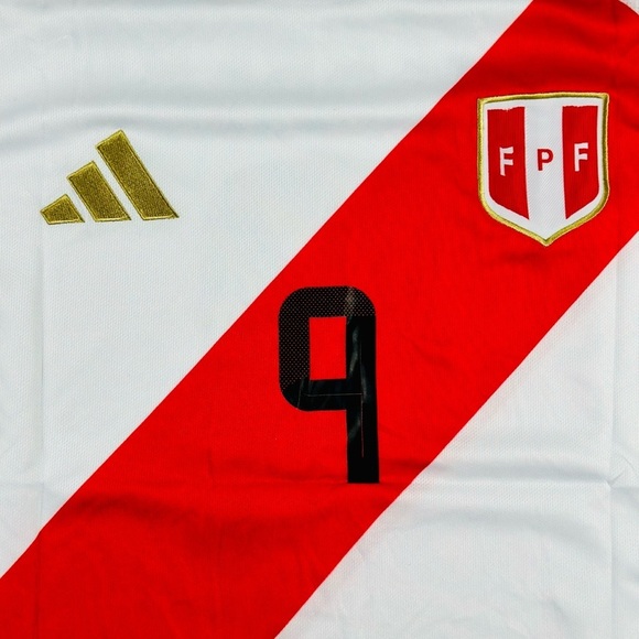 Adidas 2024 Paolo Guerrero #9 Peru National Team Home Soccer Jersey White - Picture 7 of 9